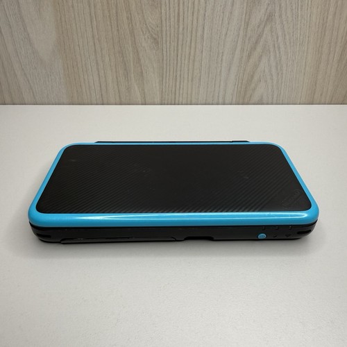 New nintendo 2ds - new, console