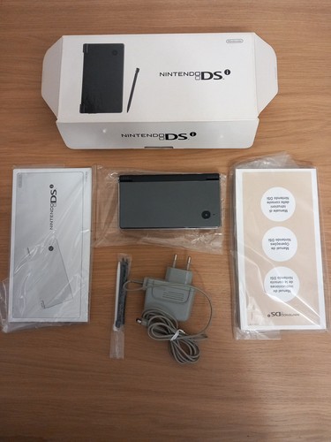 Nintendo dsi nero completo con - nintendo,