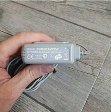 ALIMENTATORE CARICABATTERIA