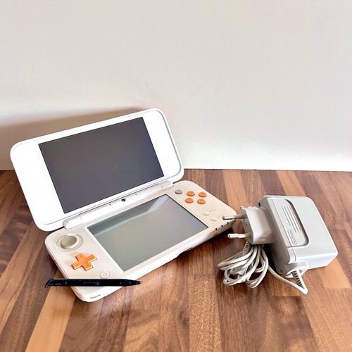 Console new nintendo 2ds - console,