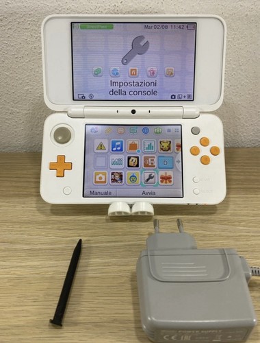 New nintendo 2ds bianco e - xl,